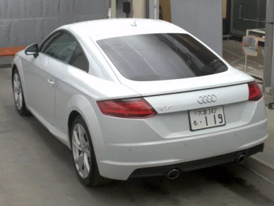 Audi TT  с аукциона в Японии