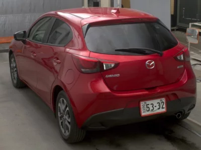 Mazda DEMIO