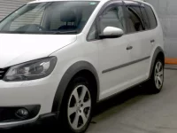 Volkswagen GOLF TOURAN лот № 4077 оценка 3.5  с аукциона в Японии 2