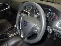 Volvo V40 лот № 1292 оценка 4  с аукциона в Японии 2