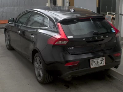 Volvo V40