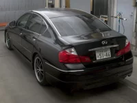 Nissan FUGA лот № 17131 оценка 3.5  с аукциона в Японии 1