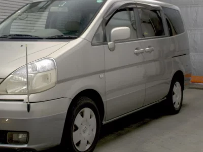 Nissan SERENA  с аукциона в Японии