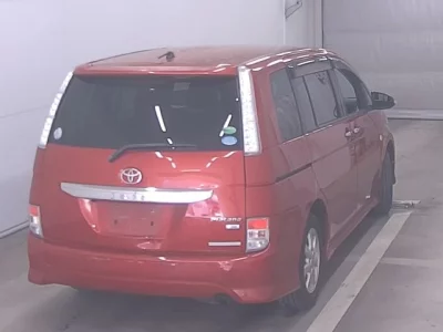 Toyota ISIS