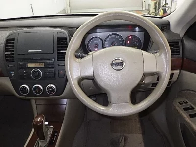 Nissan SYLPHY  с аукциона в Японии