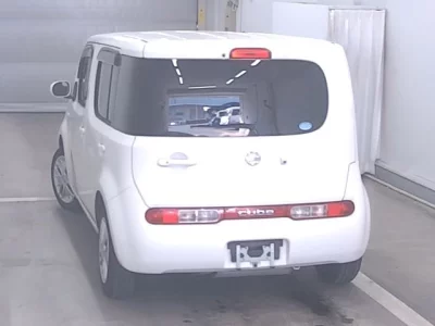 Nissan CUBE  с аукциона в Японии