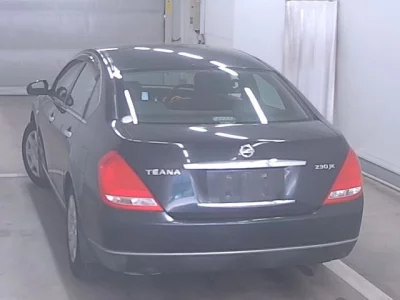Nissan TEANA