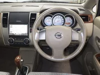 Nissan TIIDA LATIO лот № 4094 оценка R  с аукциона в Японии 4