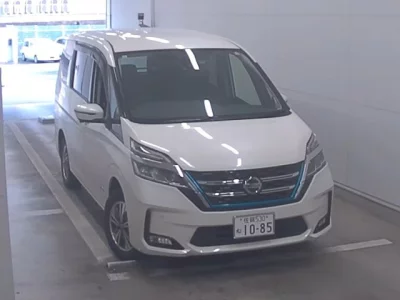 Nissan SERENA  с аукциона в Японии