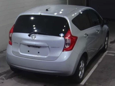 Nissan NOTE  с аукциона в Японии