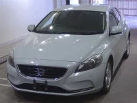 Volvo V40 лот № 5007 оценка 3.5  с аукциона в Японии 4