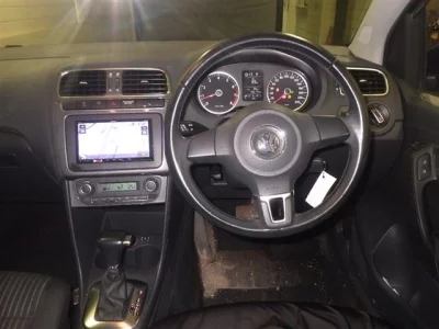 Volkswagen POLO  с аукциона в Японии