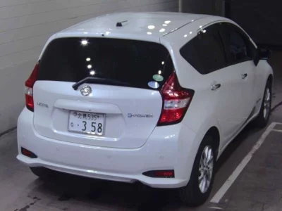 Nissan NOTE  с аукциона в Японии