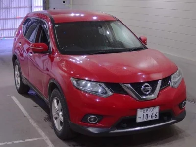 Nissan X-TRAIL