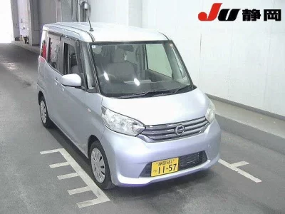 Nissan DAYZ ROOX  с аукциона в Японии