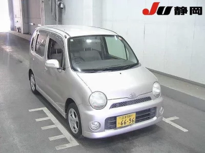 Daihatsu MOVE LATTE