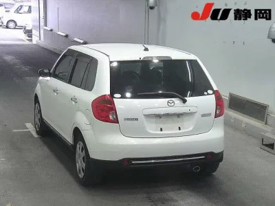 Mazda VERISA