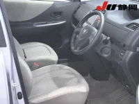 Toyota RACTIS лот № 547 оценка 3.5  с аукциона в Японии 2