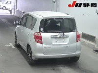 Toyota RACTIS лот № 547 оценка 3.5  с аукциона в Японии 1