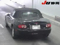 Mazda ROADSTER лот № 4038 оценка 4  с аукциона в Японии 1