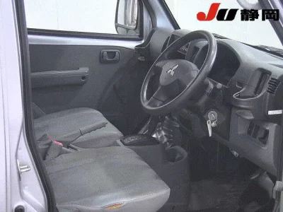 Mitsubishi MINICAB VAN