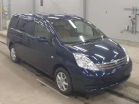 Toyota ISIS лот № 5508 оценка 3  с аукциона в Японии 4