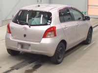 Toyota VITZ лот № 5566 оценка 3.5  с аукциона в Японии 1