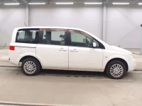 Nissan LAFESTA лот № 5555 оценка 3  с аукциона в Японии 2