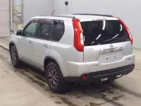 Nissan X-TRAIL лот № 3072 оценка 3.5  с аукциона в Японии 5