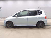 Honda FIT лот № 5522 оценка 2  с аукциона в Японии 3