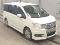 Honda STEP WAGON лот № 2013 оценка 3  с аукциона в Японии 4