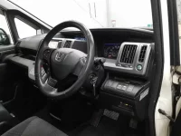 Honda STEP WAGON лот № 2013 оценка 3  с аукциона в Японии 6