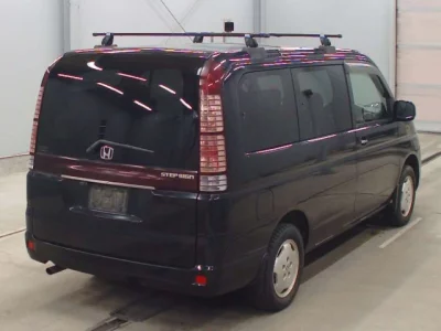 Honda STEP WAGON  с аукциона в Японии