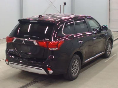 Mitsubishi OUTLANDER PHEV