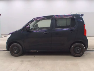 Suzuki WAGON R  с аукциона в Японии