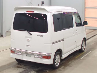 Daihatsu Atrai Wagon
