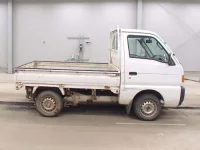 Suzuki CARRY TRUCK лот № 5046 оценка 3  с аукциона в Японии 2