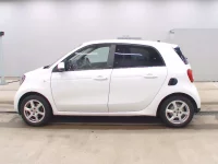 Smart FORFOUR лот № 9031 оценка 4  с аукциона в Японии 3