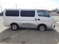 Nissan CARAVAN VAN лот № 8010 оценка 99  с аукциона в Японии 2