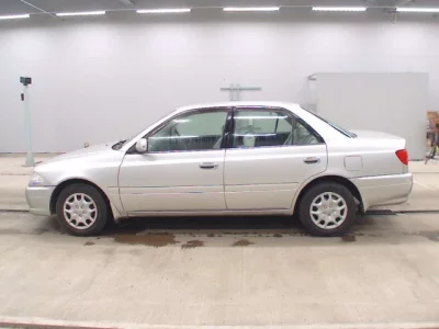 Toyota CARINA  с аукциона в Японии