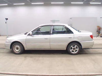Toyota CARINA  с аукциона в Японии