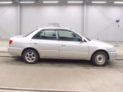 Toyota CARINA  с аукциона в Японии
