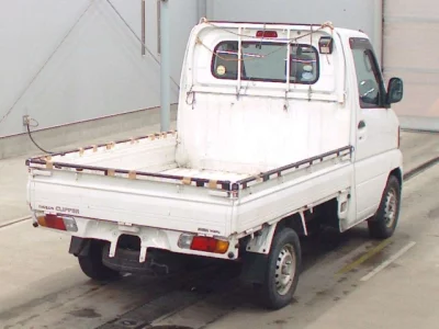 Nissan CLIPPER TRUCK