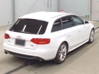 Audi A4 лот № 5557 оценка 3.5  с аукциона в Японии 1