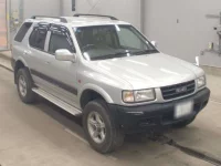 Isuzu WIZARD лот № 3243 оценка 3  с аукциона в Японии 4