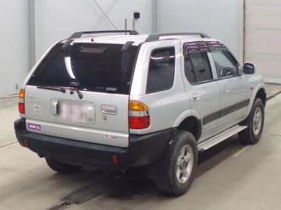 Isuzu WIZARD  с аукциона в Японии