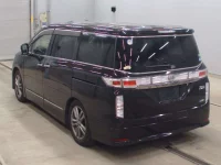 Nissan ELGRAND лот № 9050 оценка 3.5  с аукциона в Японии 5