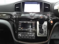 Nissan ELGRAND лот № 9050 оценка 3.5  с аукциона в Японии 8