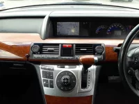 Honda ELYSION лот № 3300 оценка 4  с аукциона в Японии 8