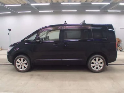 Mitsubishi DELICA D5  с аукциона в Японии